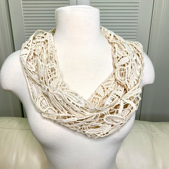 Old Navy Accessories - Old Navy Beige Boho Crochet Infinity Scarf